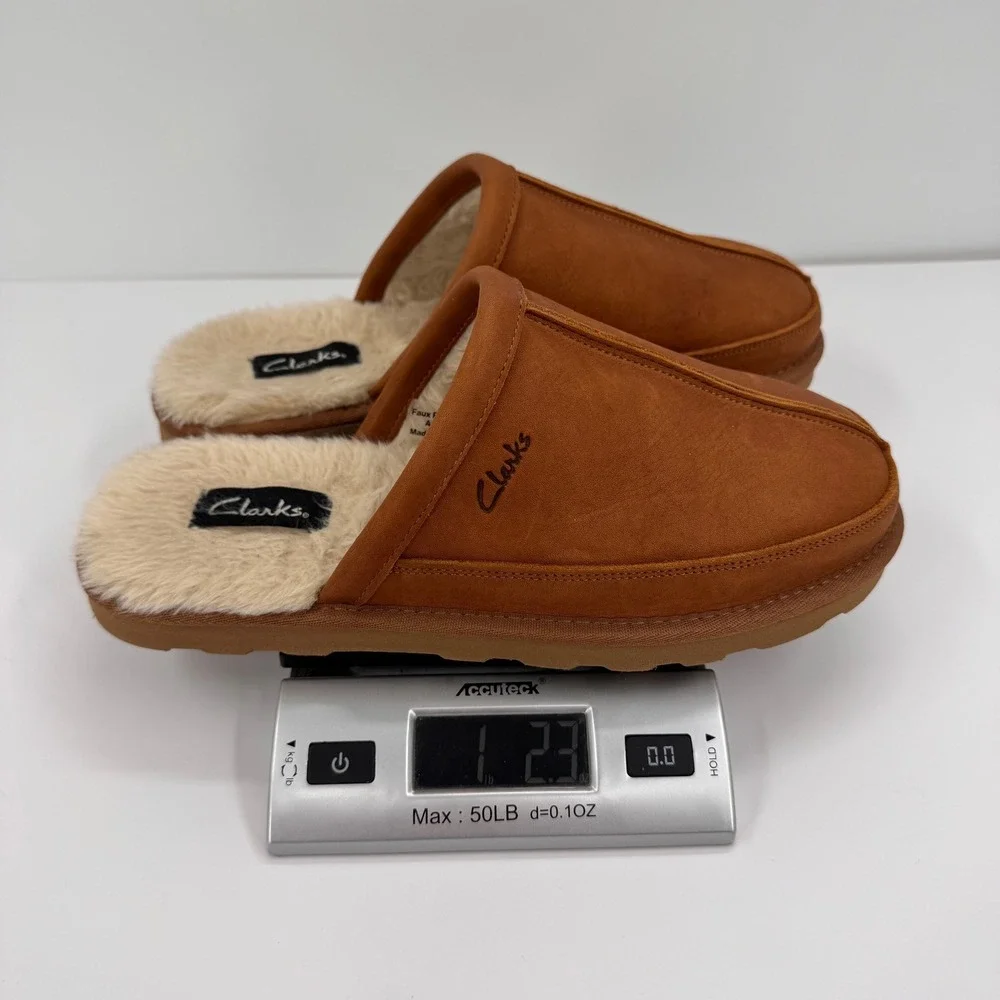Clarks Men's Size 10 Leather Faux Fur Lined Scuff Slip Ons Slippers Tan Brown - Picture 11 of 11
